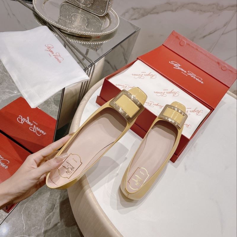 Roger Vivier flat shoes